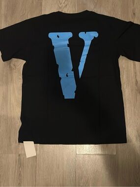 Juice WRLD Vlone Graphic Tee in Black with Blue Print